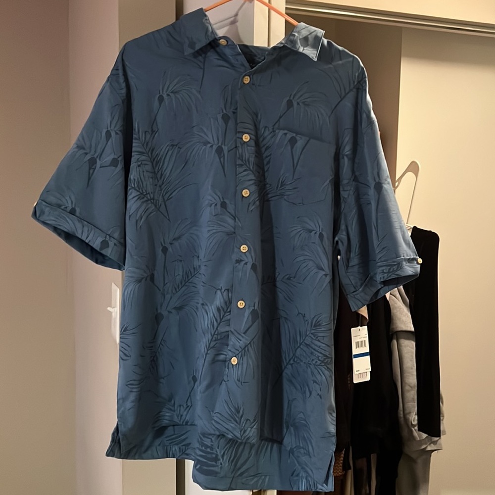 Tropical button up